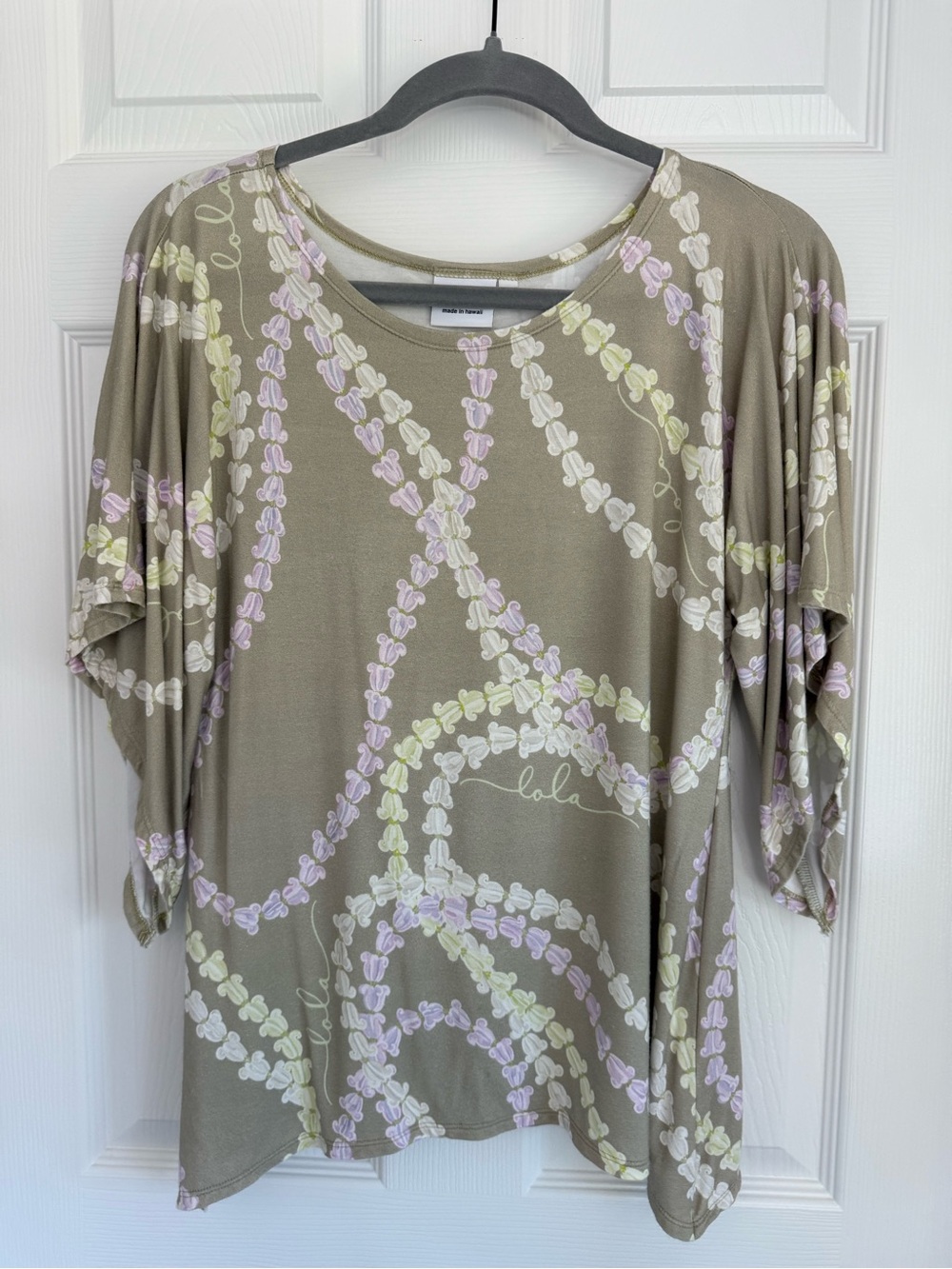 Simply Sisters Lei Top